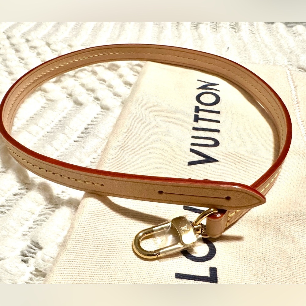 Price firm NEW Longer model pochette accessories Authentic Louis Vuitton strap